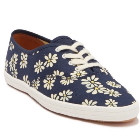 Keds Shoes - KEDS Daisy 🌼 sneakers, EUC size 8/8.5